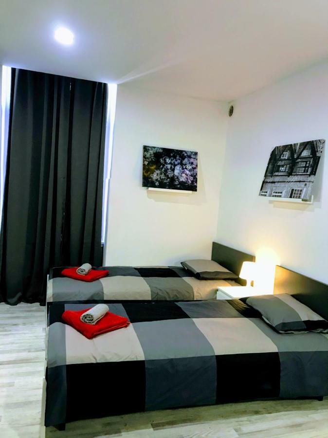 Zpula Center Apartments And Rooms Exterior foto